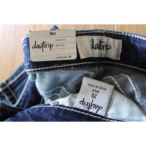 Daytrip Buckle Mila Stretch Cropped Jean 25 NWT - Picture 10 of 10